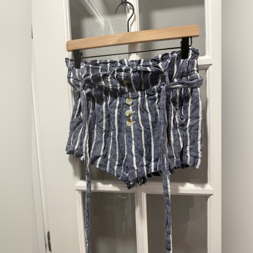 Sincerely Jules Striped Linen Paperbag Shorts - Picture 3 of 10